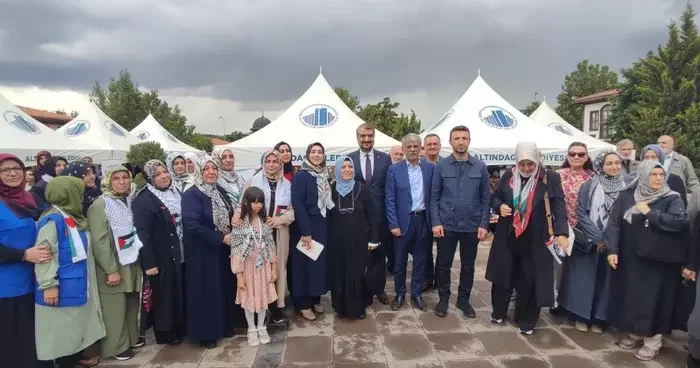 Ankara da Gazzeli kadın ve çocuklar için yardım sergisi düzenlendi