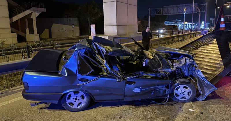 Bursa da TIR ın altına giren otomobil sürücüsü ağır yaralandı