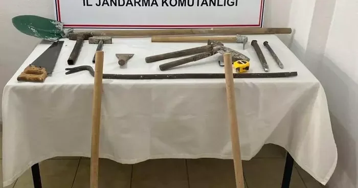 Kastamonu’da define avcılarına suç üstü baskın