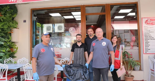 Edirne de restoranlarda artan yemeklerden mama üretiliyor Edirne Haberleri