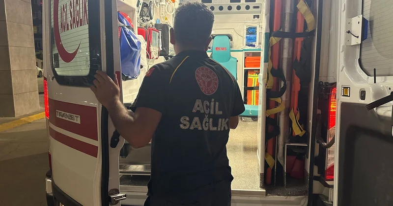 Yanlışlıkla fare zehri içen kız çocuğu, ölüm kalım mücadelesi veriyor