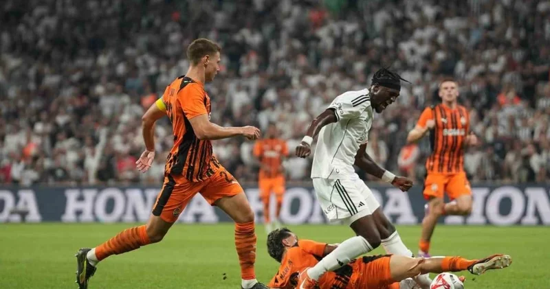 Shakhtar Donetsk Beşiktaş ilk 11 belli oldu: Maç şifresiz kanalda