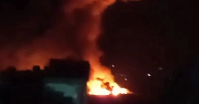 İsrail Suriye de bir cephaneliğe hava saldırısı düzenledi VİDEO İZLE