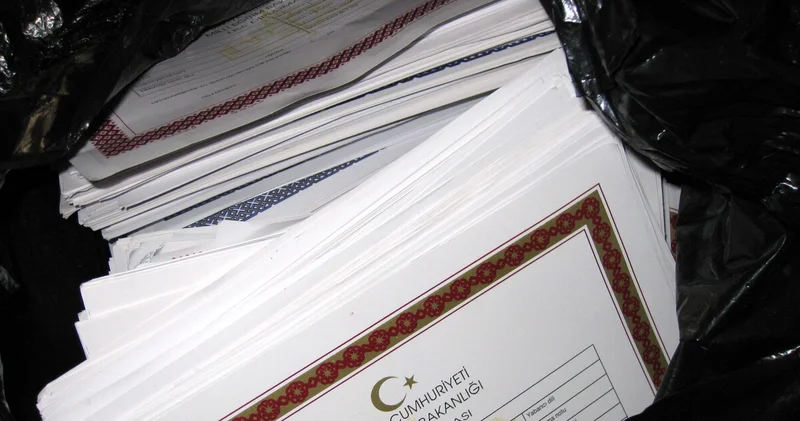 Son dakika: Sahte e imza soruşturması! BTK, YÖK, MEB... Yüzlerce kişi sahte diploma aldı Son dakika haberleri