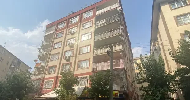 Diyarbakır haberleri Diyarbakır da sallandığı ihbarıyla bina tahliye edilmişti! Şaşırtan hasar raporu 31 Temmuz 2025