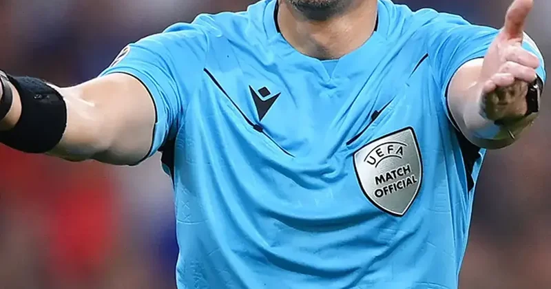İşte yeni sezon öncesi değişen oyun kuralları! Eski hakem Deniz Çoban tek tek yazdı... Fanatik Gazetesi Süper Lig Haberleri Spor