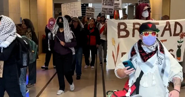 San Francisco’da Filistin destekçileri protesto düzenledi VİDEO İZLE