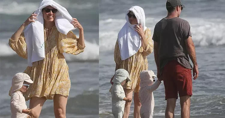 Yıllarca hasta babasına baktı… 48 yaşında anne olabildi… Mucize ikizlerinin yüzünü ilk kez gösterdi