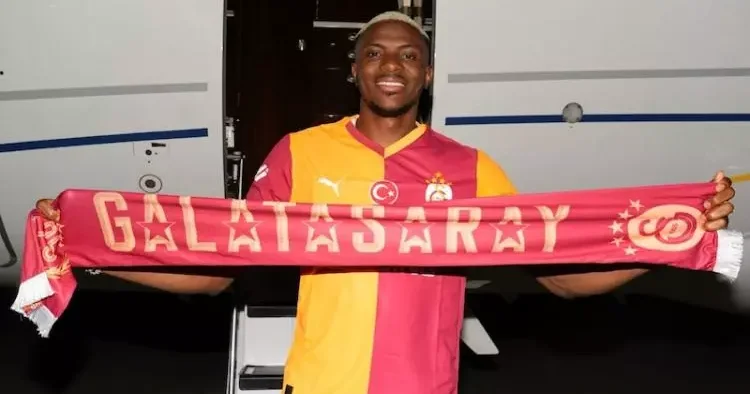 Orkun Kökçü tahtını kaybetti! Osimhen, açık ara Türk futbol tarihine geçti