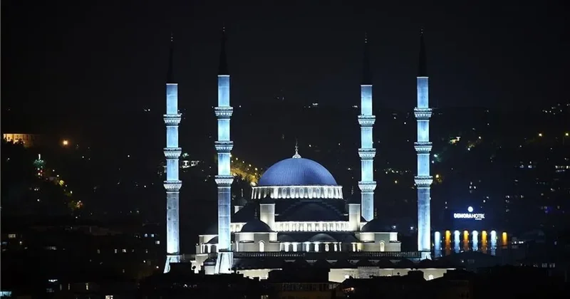 90 bin camiden tek ses! Türkiye duada buluştu