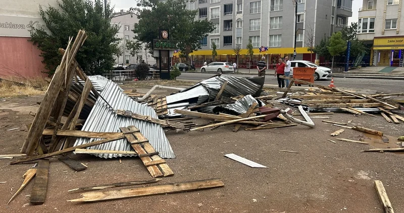Sivas ta sağanak yağış hayatı olumsuz etkiledi