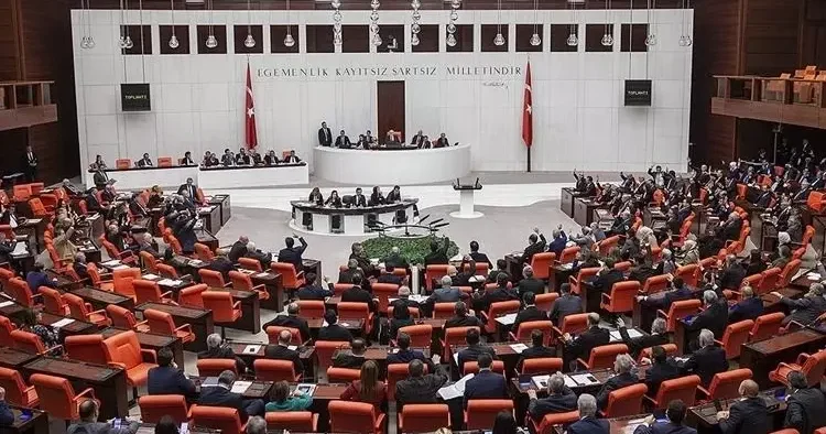 Terörsüz Türkiye Komisyonu üyeleri kimler? AK Parti nin komisyon üyeleri açıklandı