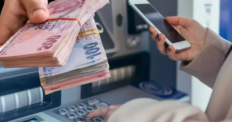Banka hesabınızı boşaltıyor! Paralar göz açıp kapayıncaya kadar yok oluyor