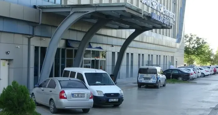 Refakatçisi olmayan 80 yaşındaki hasta hastane odasında ölü bulundu