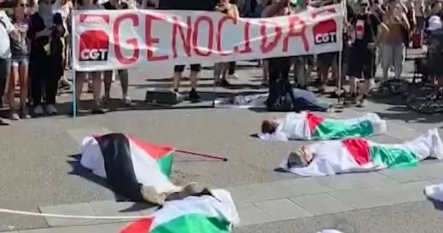 Küresel Sumud Filosu nu uğurlama etkinliğinde İsrail protesto edildi VİDEO İZLE