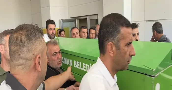 Devrilen minibüste vefat etmişlerdi! 2 sağlık çalışanı toprağa verildi