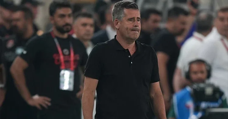 Hüseyin Eroğlu: Fenerbahçe nin antrenör değiştirmesi avantaj!
