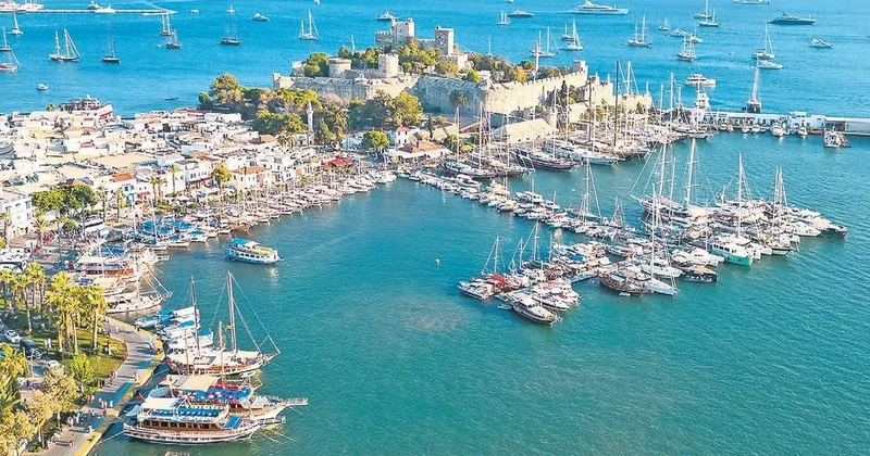 FUNDA KARAYEL Bodrum 2025 sezonu nasıldı? Eğlence mi, hayal kırıklığı mı?