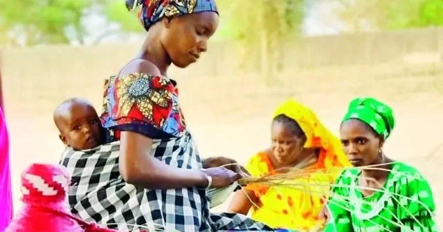 Doğru destek ve el emeğiyle Afrikalı kadınların hayatı değişiyor Yeni Şafak Pazar Eki Haberleri