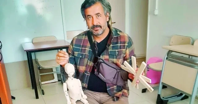 Bahçıvanlık sabretmeyi tiyatro kendimi bulmayı öğretiyor Yeni Şafak Pazar Eki Haberleri